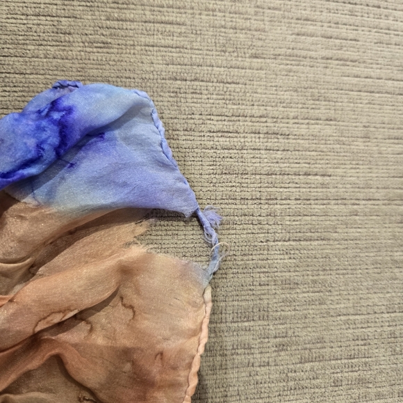 3 silk vintage scarves - Picture 8 of 8